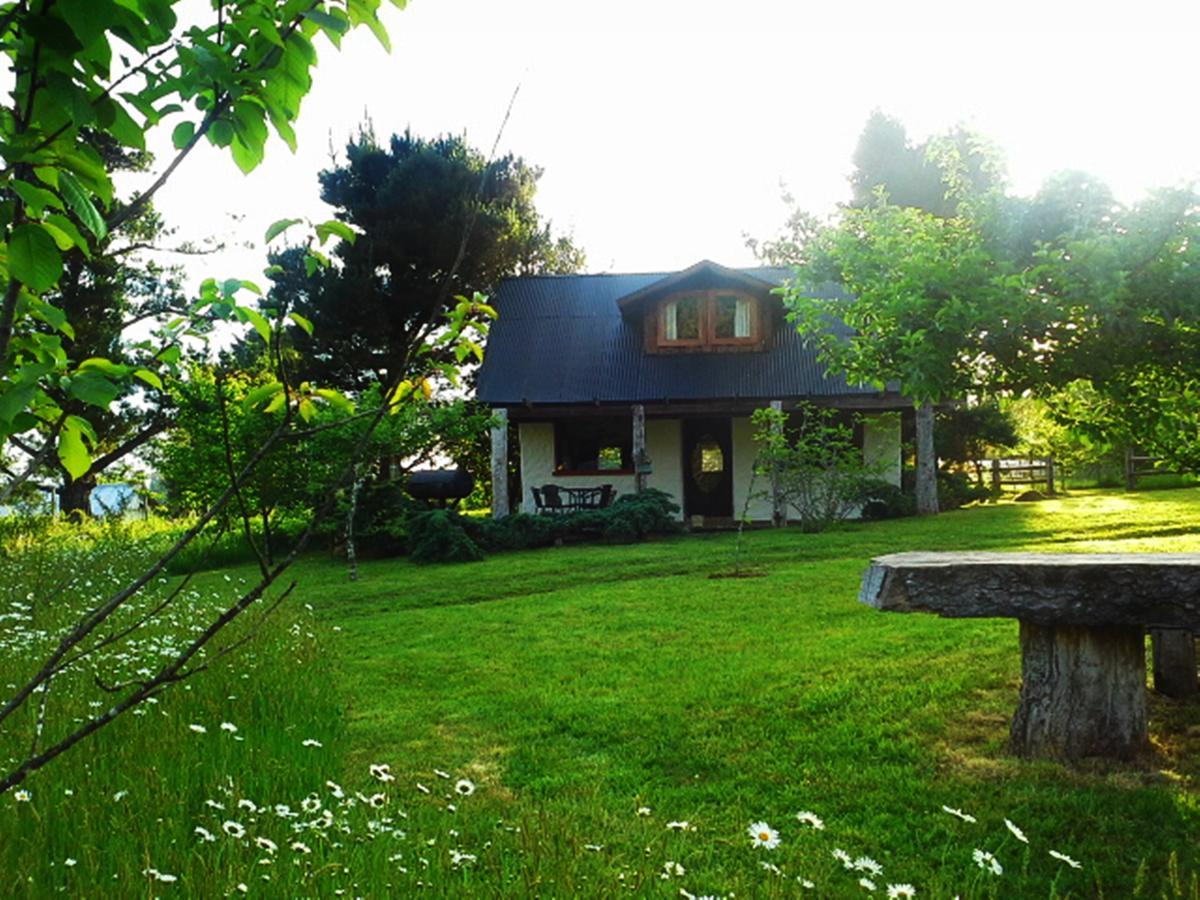 Hotel Salto Del Carileufu Pucon Exterior photo